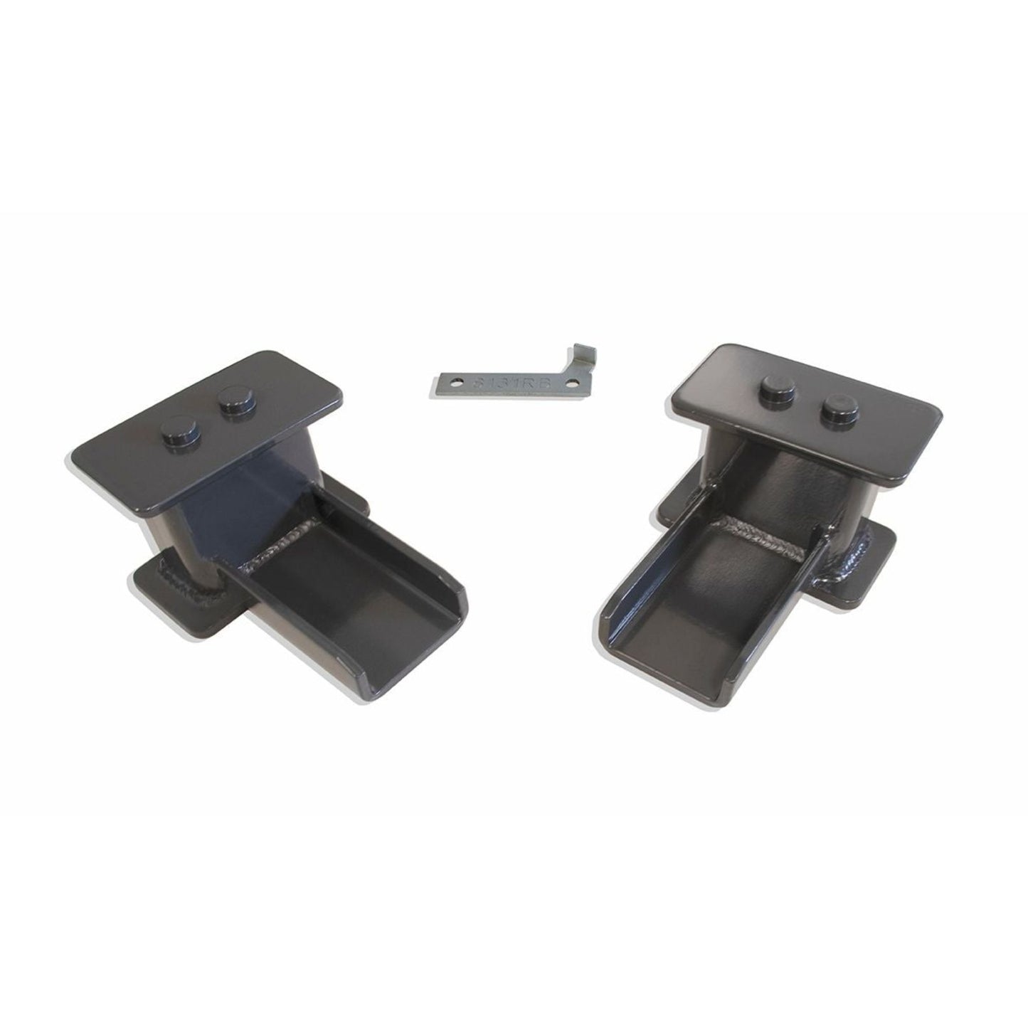 MaxTrac 813140 4-inch fabricated steel rear lift blocks for Ford F150 with grey powdercoat finish and 4° taper.