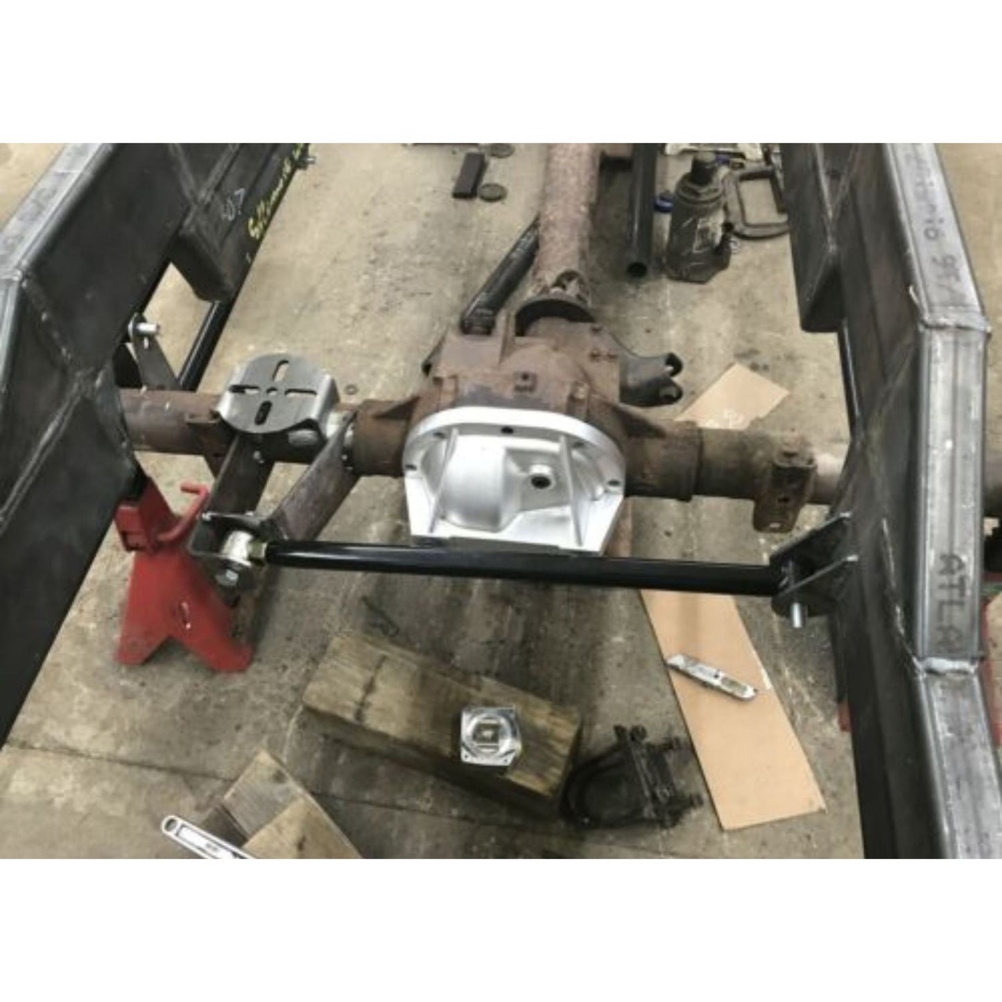 3/16 steel brackets and DOM tubing 4 link kit by airmaxxx