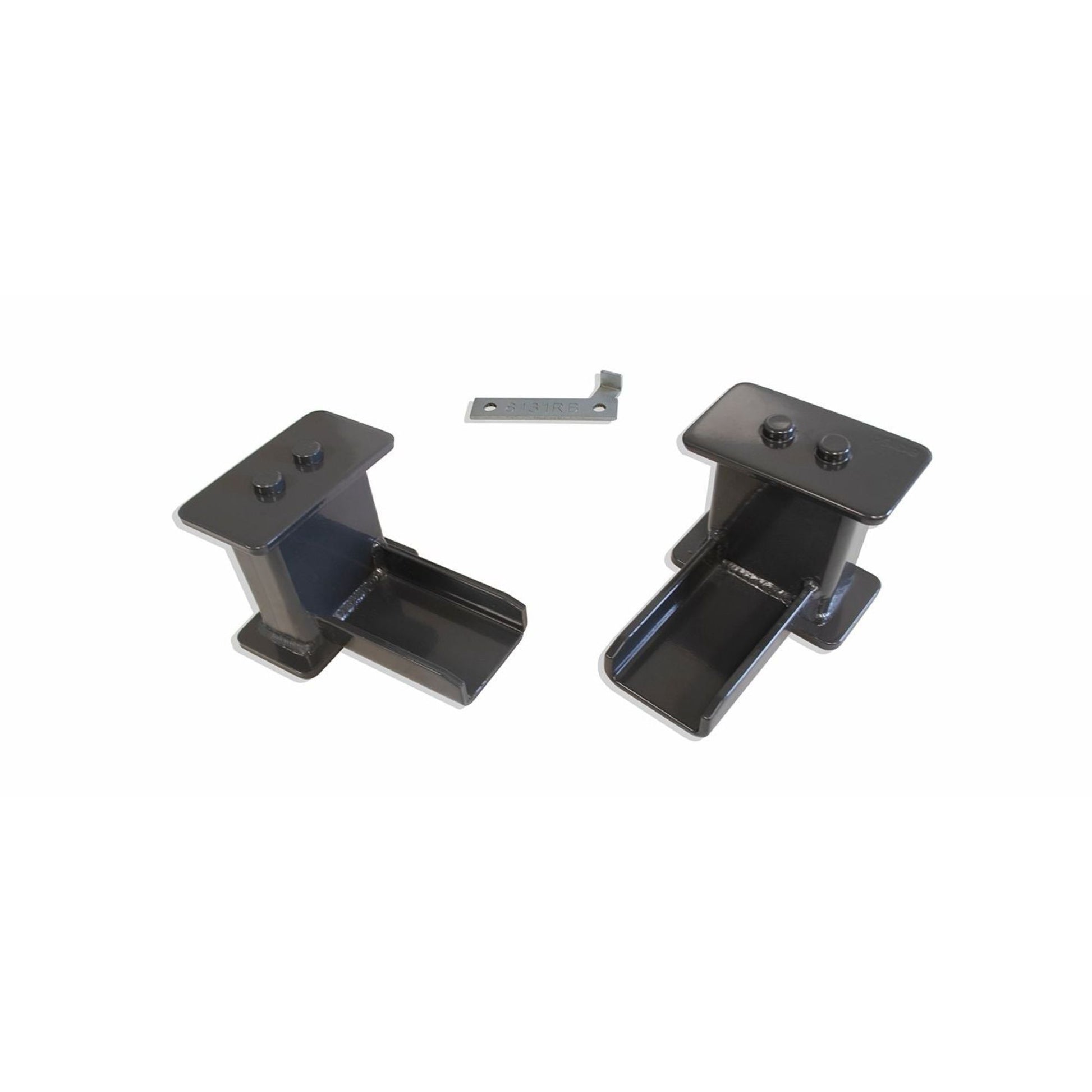 MaxTrac 813150 5-inch fabricated steel rear lift blocks for Ford F150 with grey powdercoat finish and 5° taper.